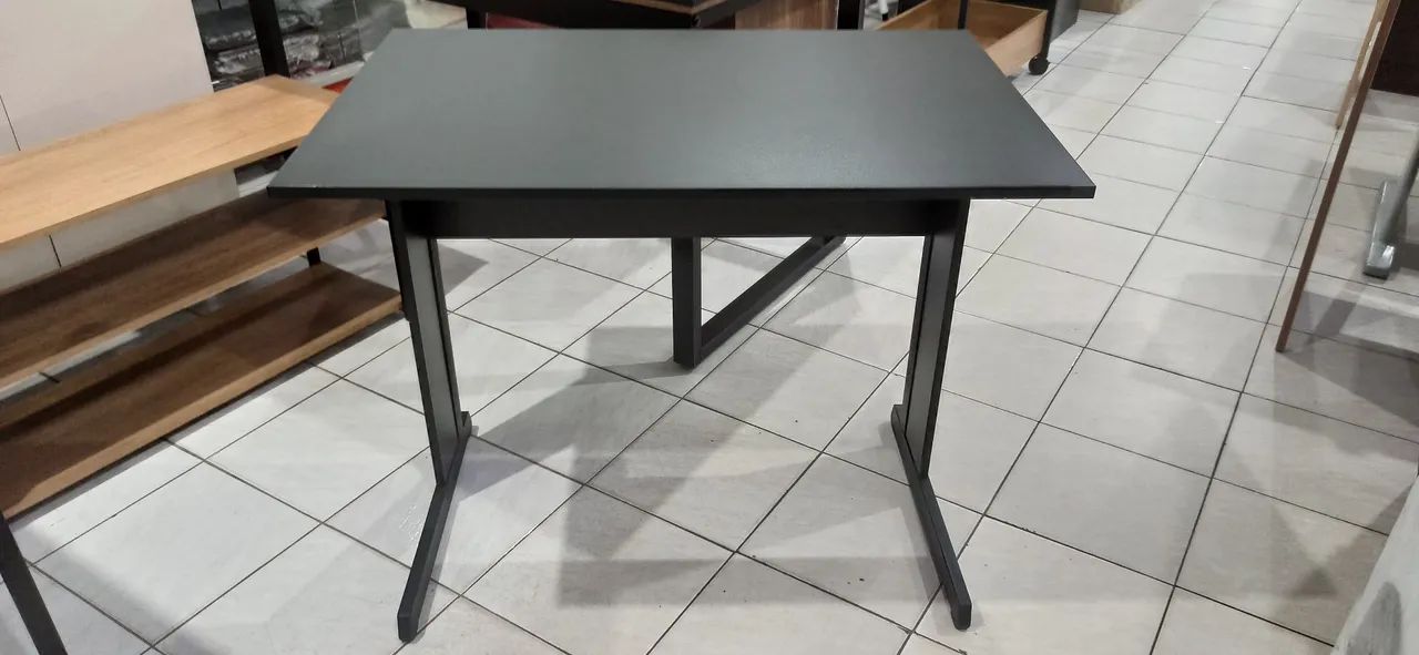 Mesa preta para escritório  - Foto 2