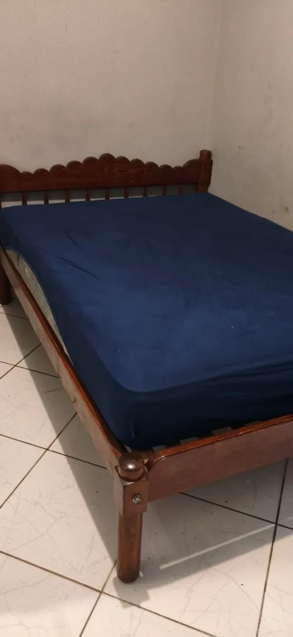 Cama de madeira maciça  - Foto 5