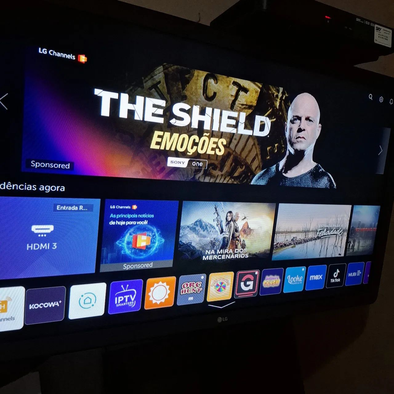 Tv lg smart 32" controle remoto de voz de brinde