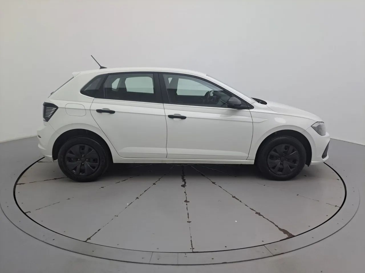 Volkswagen Polo Track 1.0 Flex 12V 5p, foto 6 de 18
