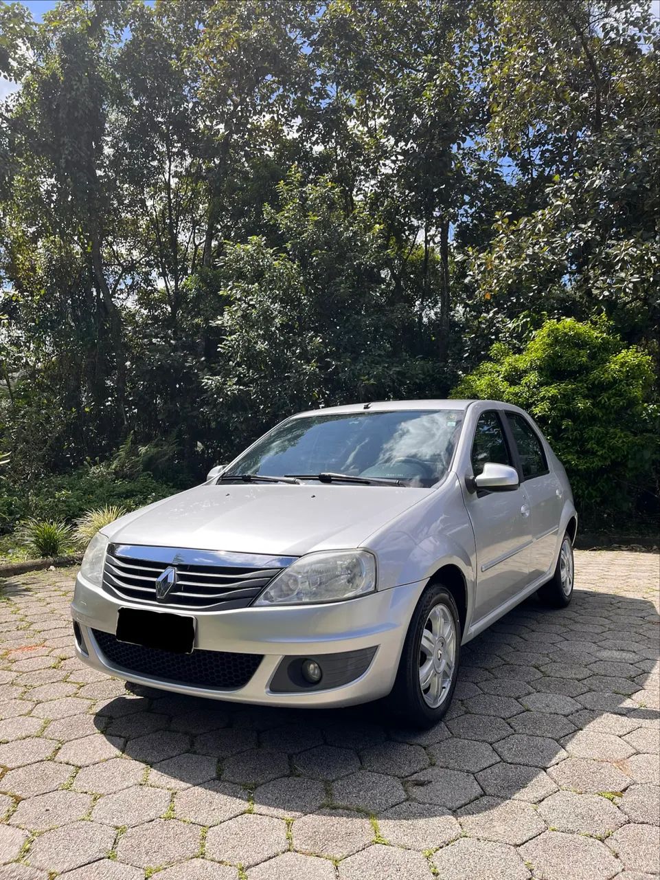 Renault Logan LOGAN Expression Hi-Flex 1.6 16V 4p Aut 2013