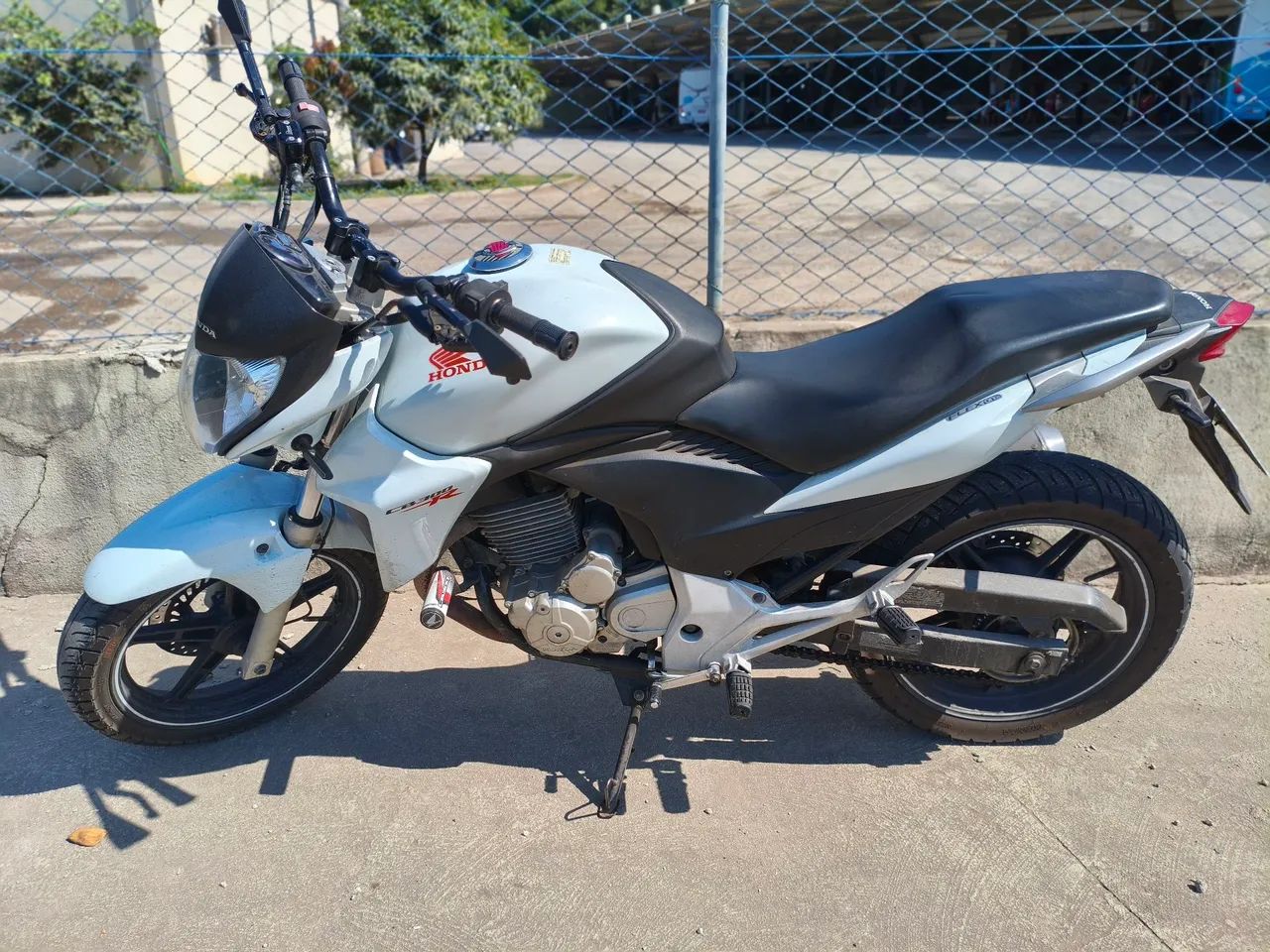 HONDA CB 300