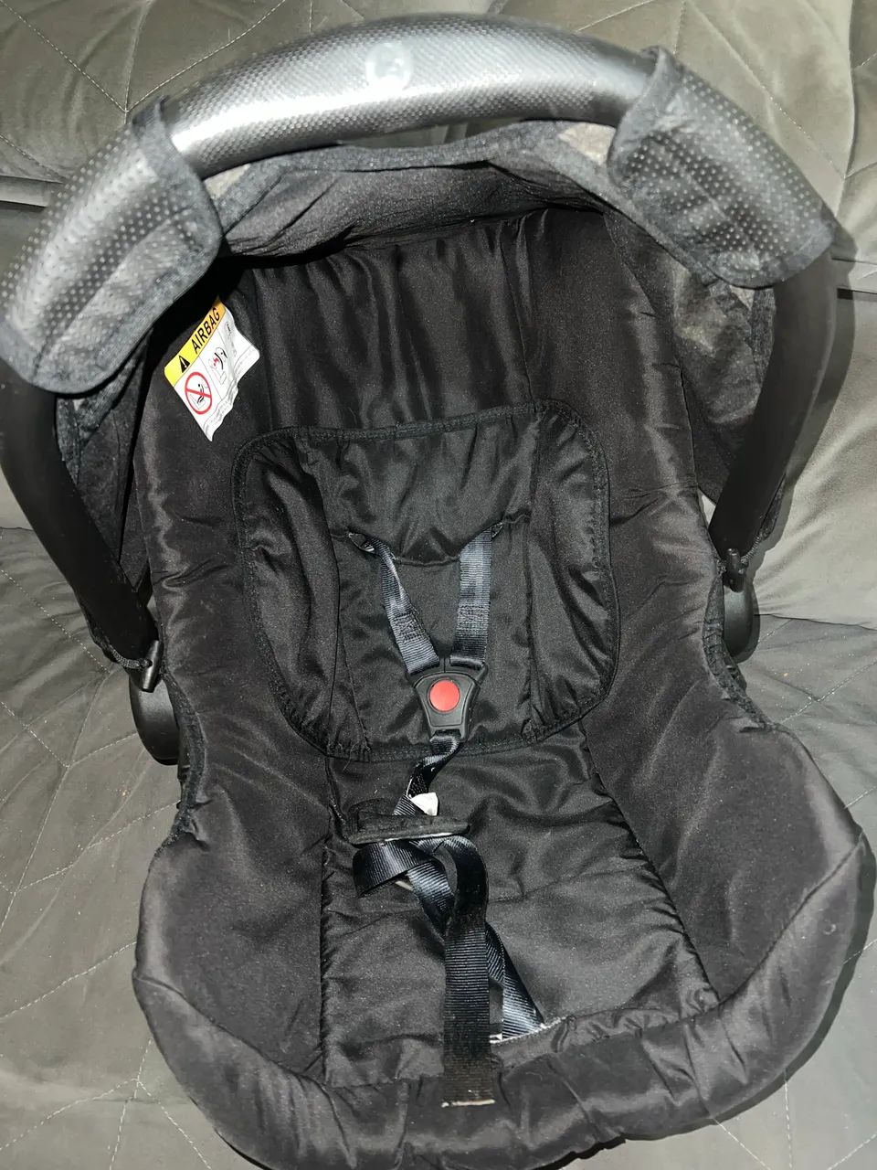 Vende-se bebê conforto 