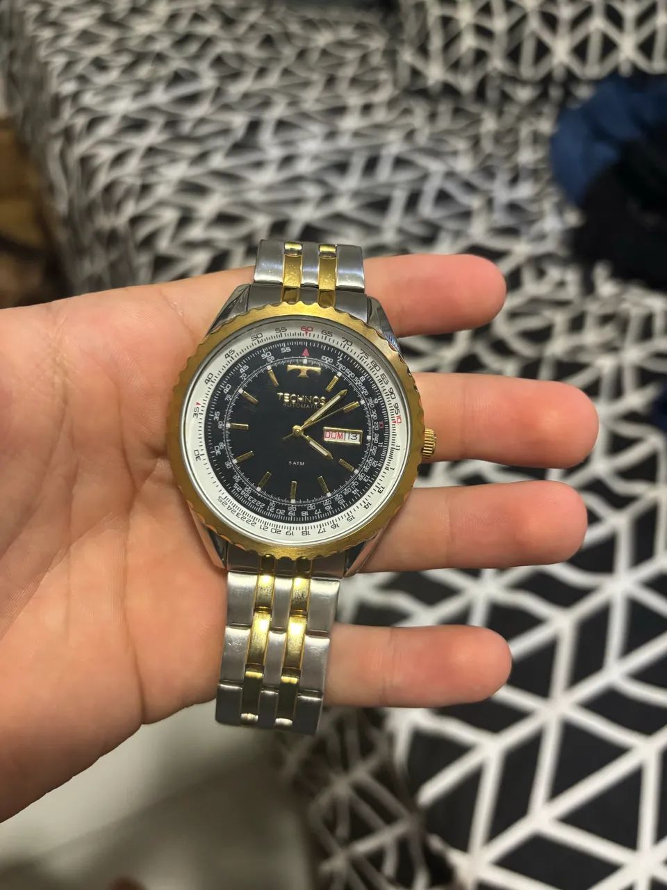 Relógio technos prata/dourado