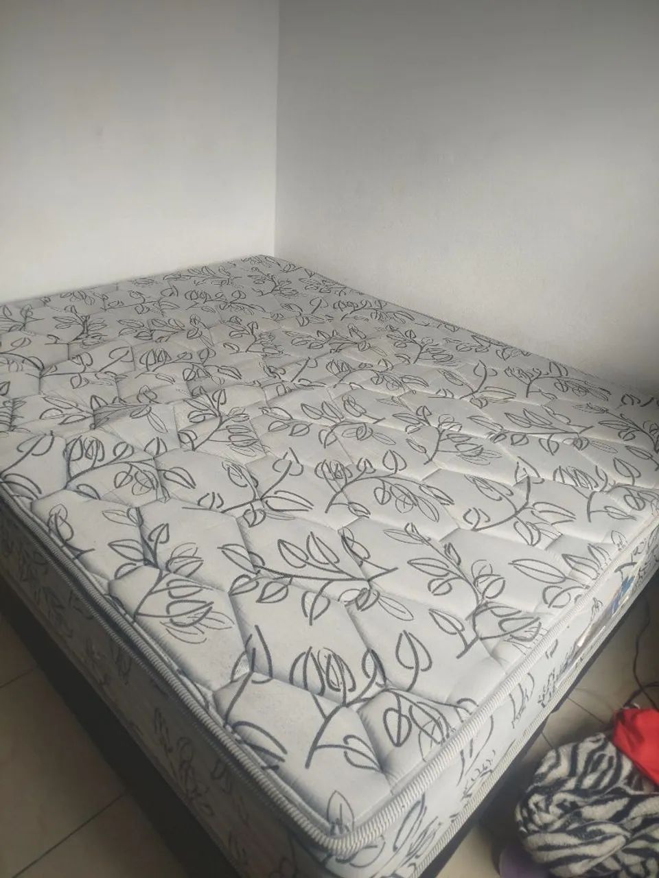 Cama quenn onix com mola ensacada  - Foto 4