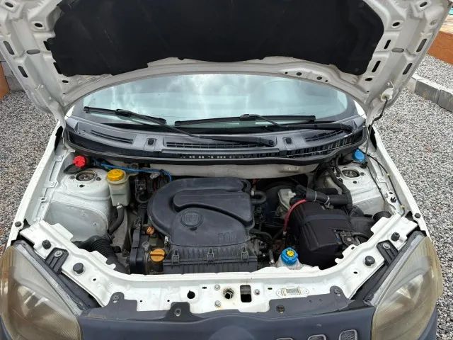 Fiat Uno WAY 1.4 EVO Fire Flex 8V 5P 2011 - Foto 4