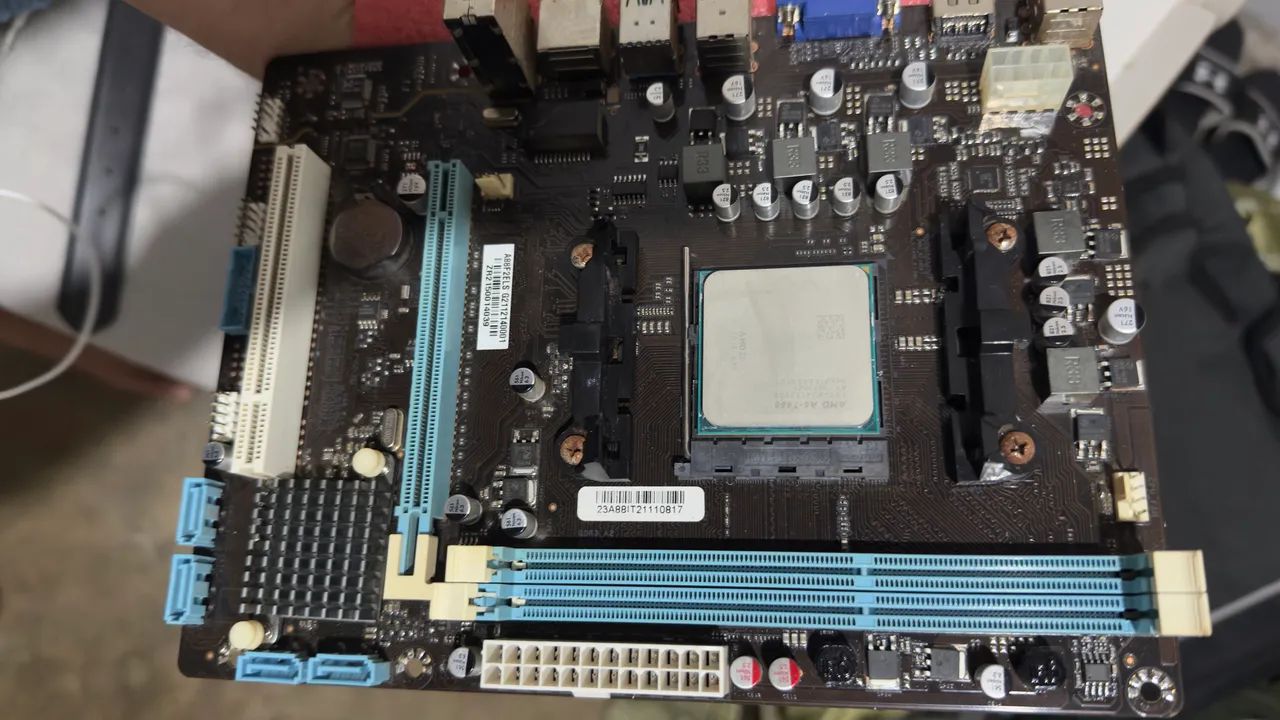 Placa Mãe , Processador e Memórias ram - Foto 3