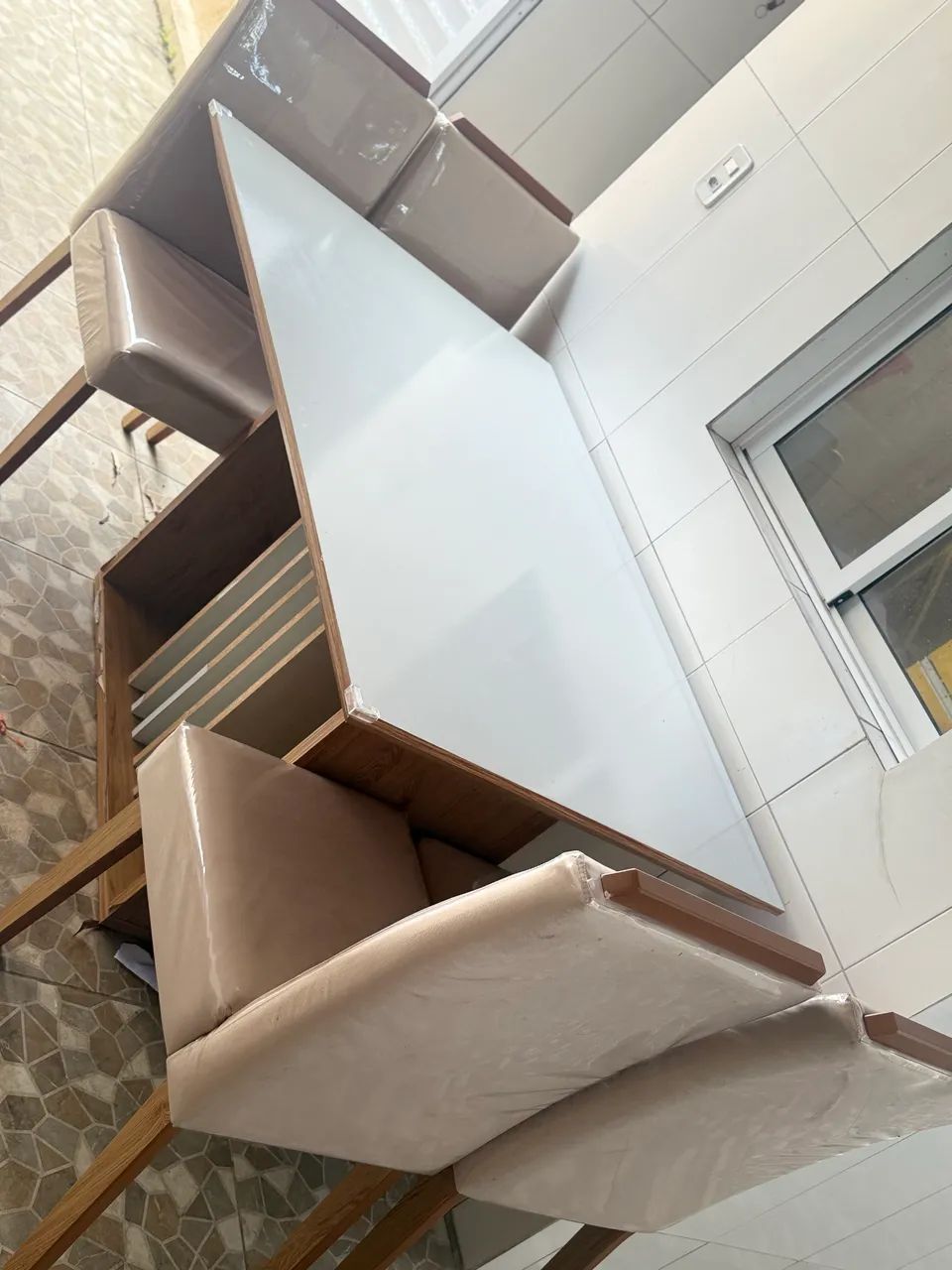 Mesa de jantar65082643547395123