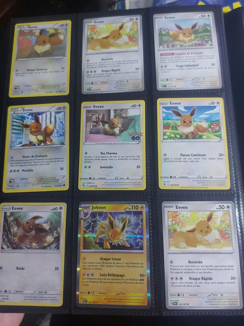 Coleção Cartas Pokémon Eevee evoluções  - Foto 3