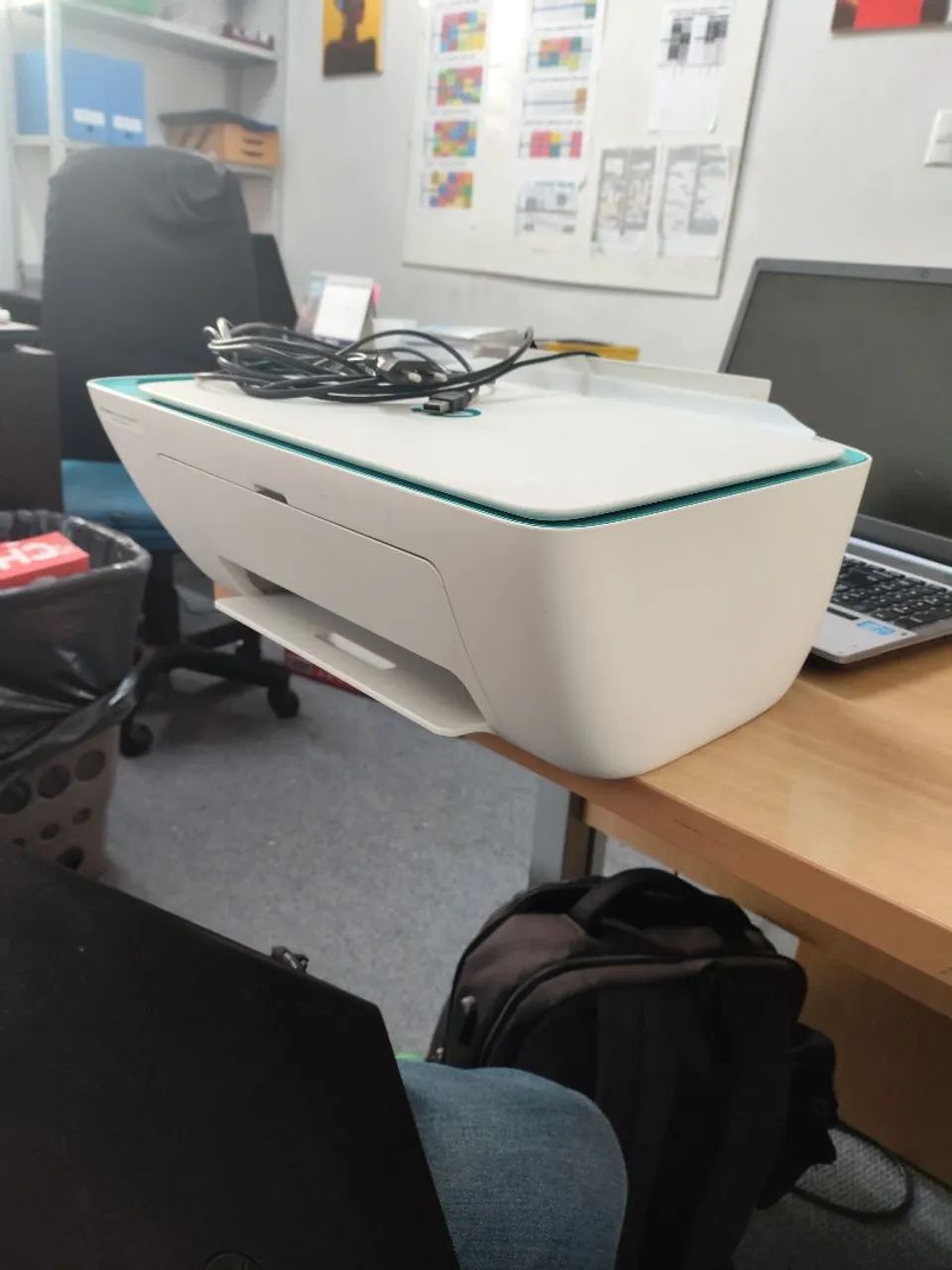 Impressora HP DeskJet Ink Advantage 2676 - Foto 3