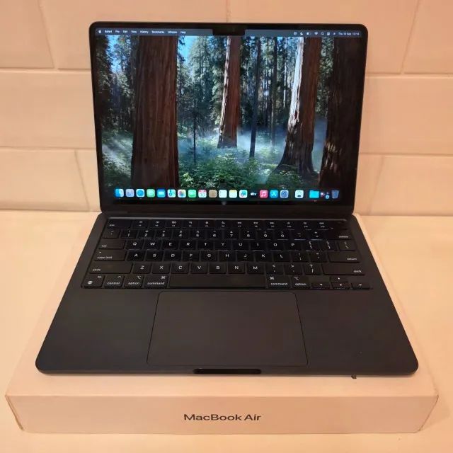 Macbook Air M2 - 8Gb Ram - SSD - A2681