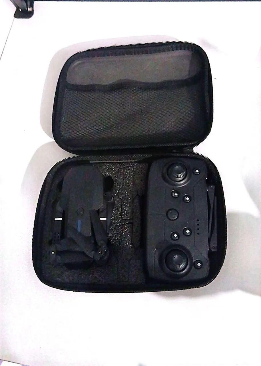Drone E88 Dobrável com Controle e Maleta / Bag (Sem Bateria) - Foto 5