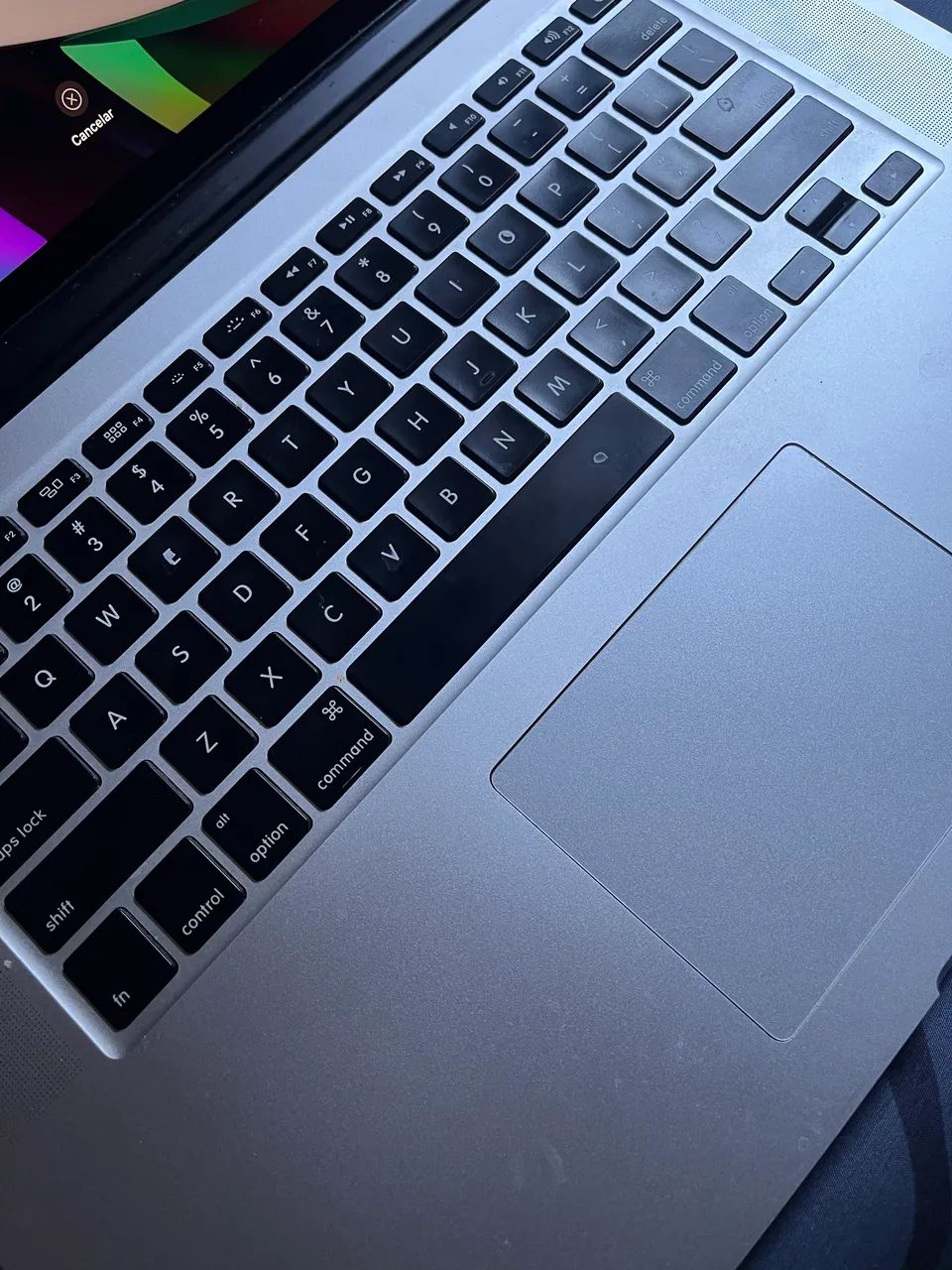 MacBook Ai rM1 13inch 16GB - 256GB UKキー Comprar MacBook Air - Apple (BR)