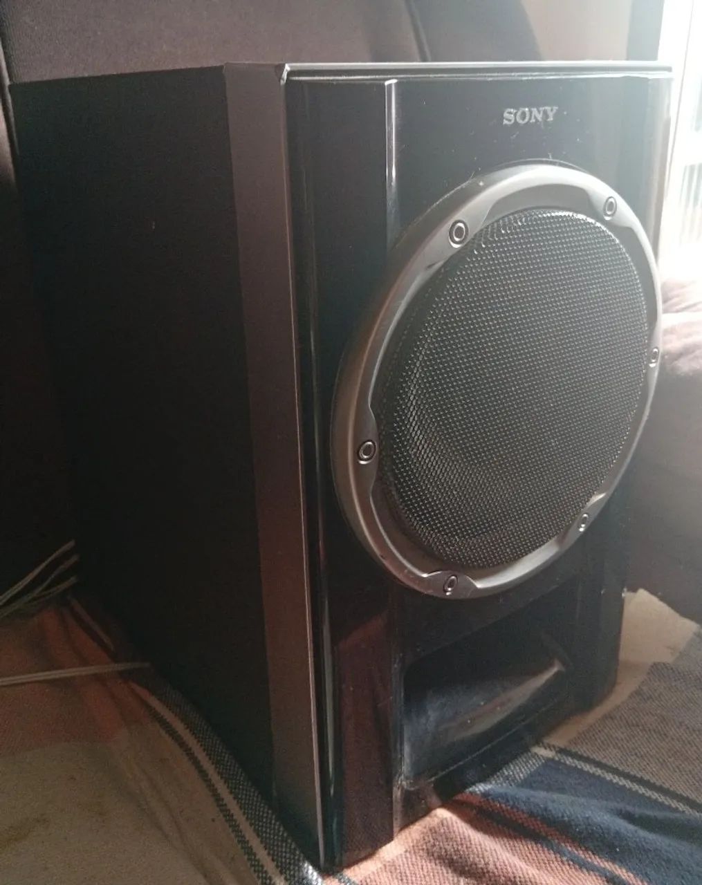 Caixa de som Sony com subwoofer  - Foto 3