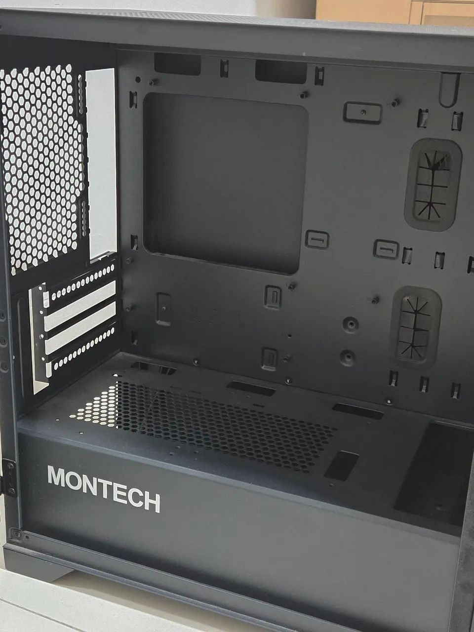 Gabinete Barato Gamer Vidro Montech - Foto 2