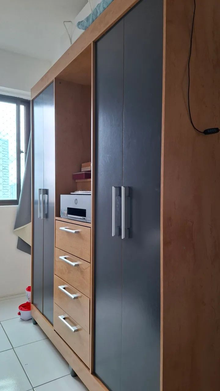 Guarda roupa 4 portas com gavetas - Foto 2