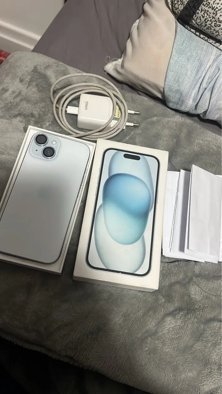 iPhone 15 azul - Foto 2