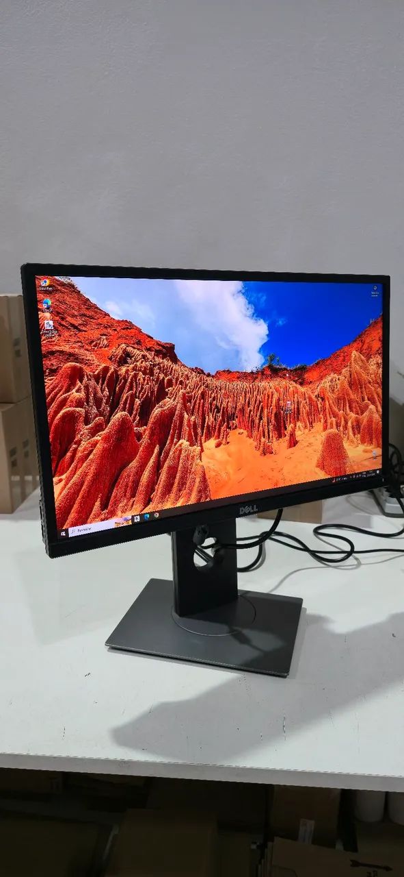 Monitor Dell P2217h Tela 22" Polegadas Led Preto Full HDMI Com Regulagem Alta Resolução