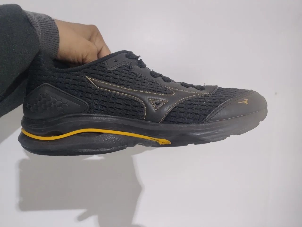 Tênis Mizuno 41 