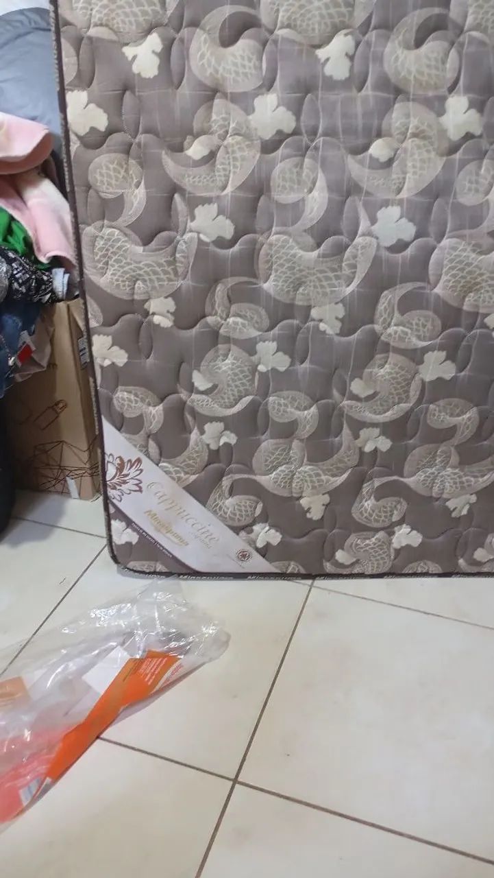Colchão de casal 