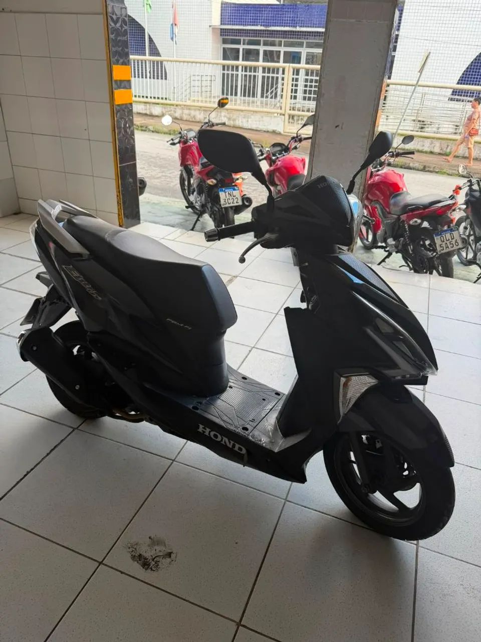 Elite  - Foto 3