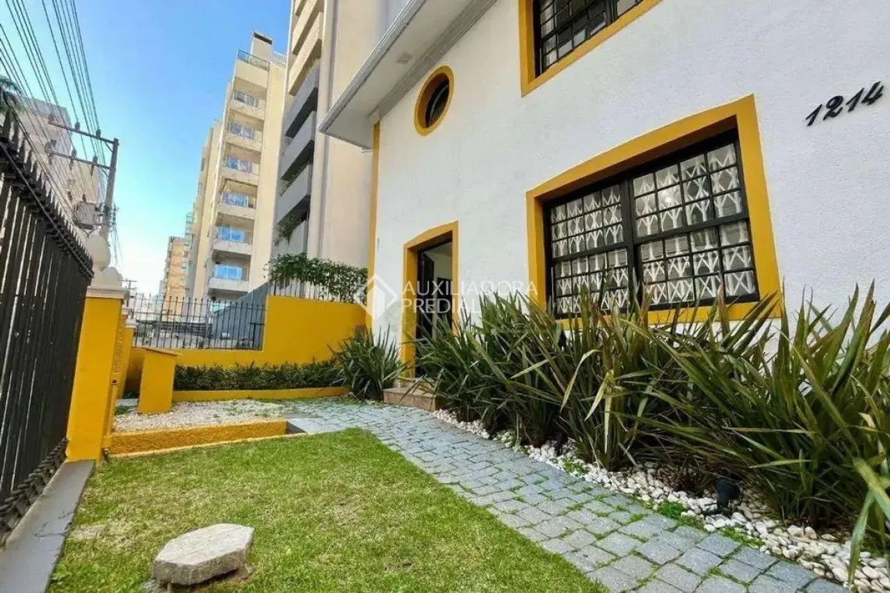 CASA COMERCIAL / RESIDENCIAL NA ALMIRANTE LAMEGO CENTRO FLORIANÓPOLIS