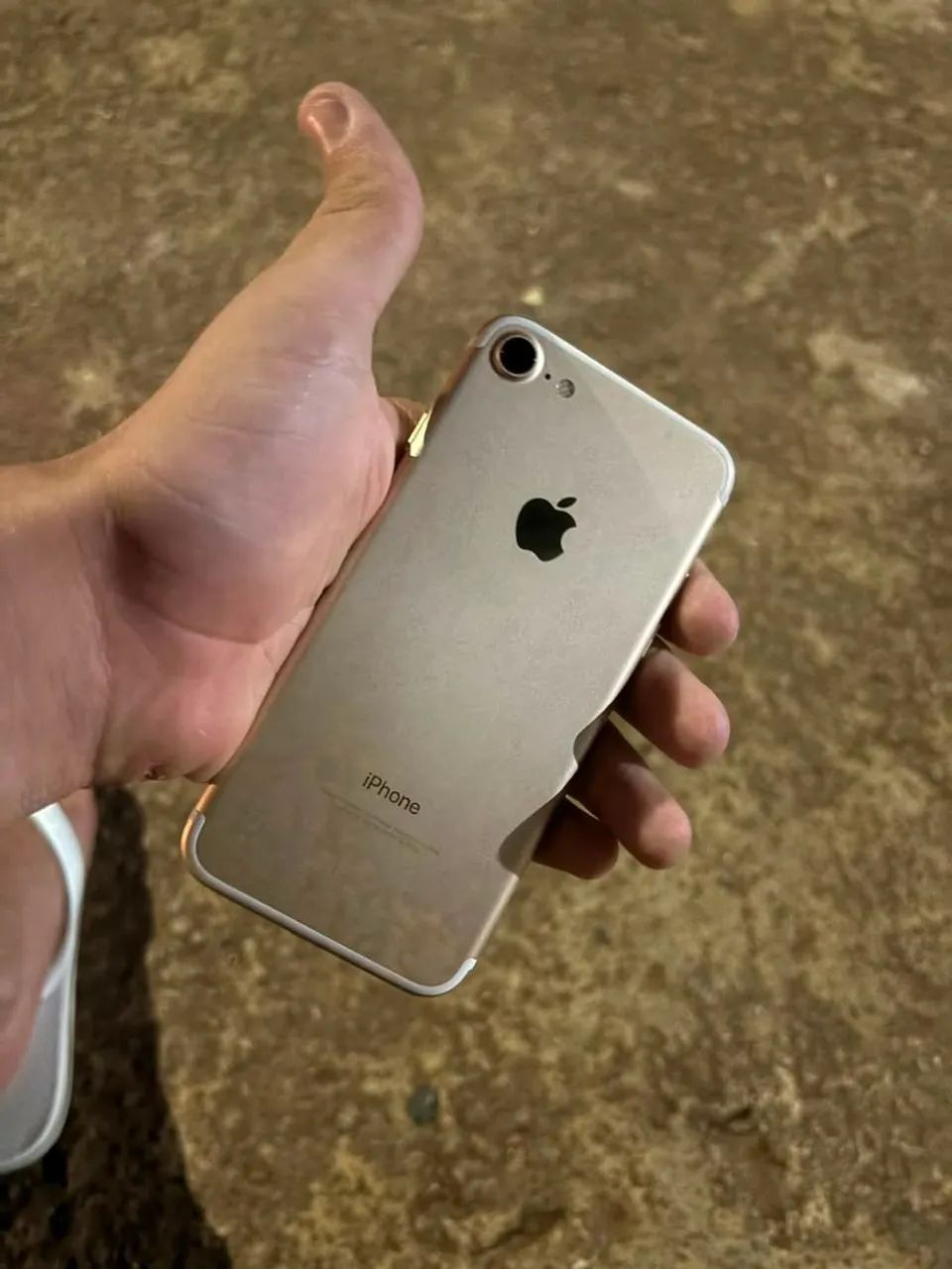 Vendo esse iPhone 7 