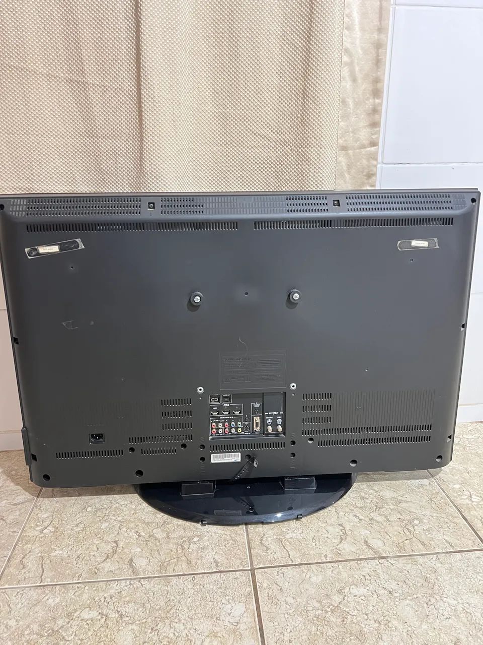 TV LCD 40 Polegadas Semp Toshiba Full HD com V árias Conexões - Foto 4