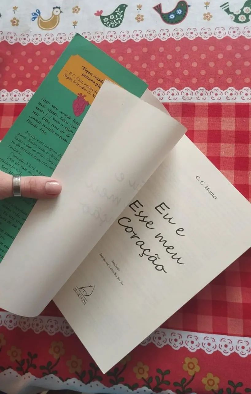 Livro "Eu e Esse meu Coração"- C. C. Hunter - Foto 3