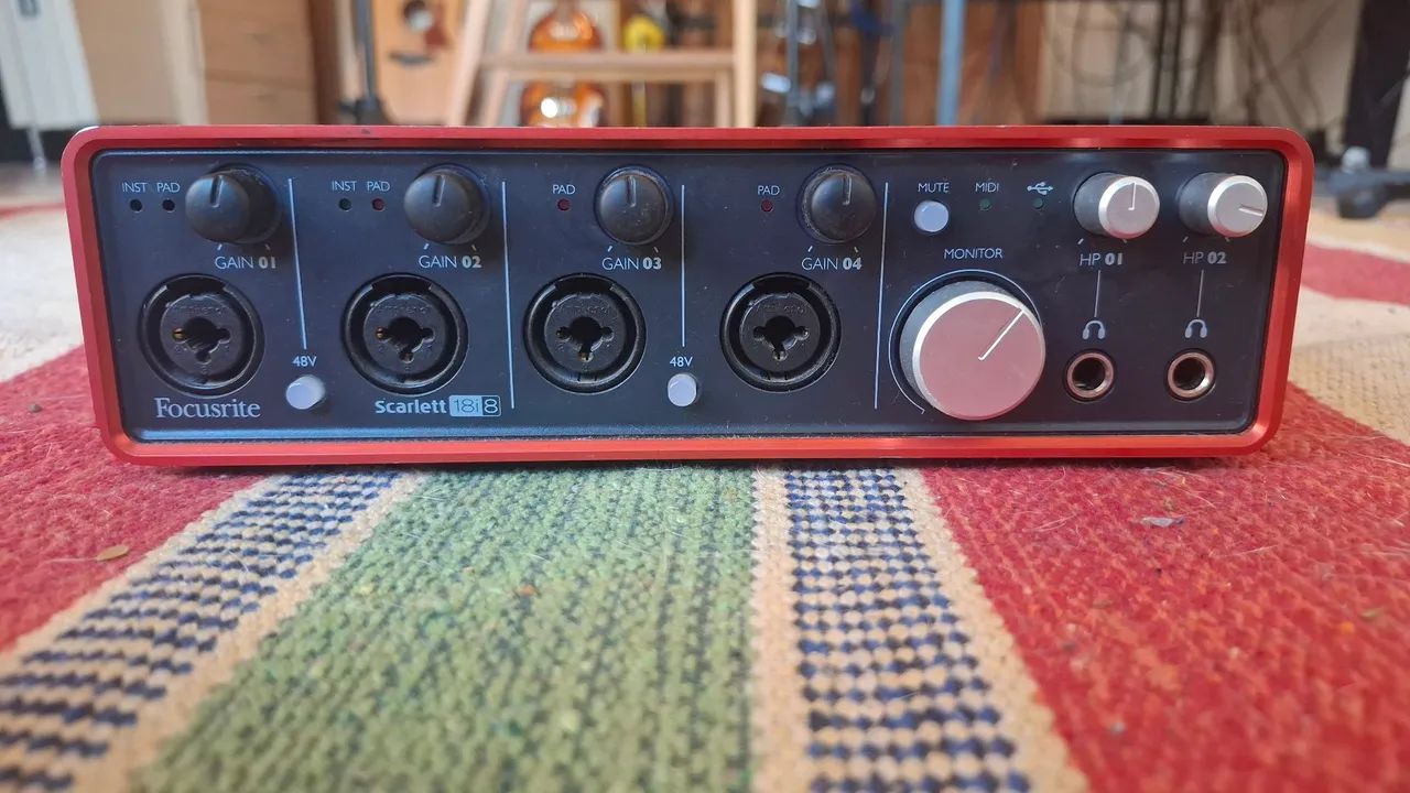 Scarlett 18i8 1st gen interface de audio Focusrite