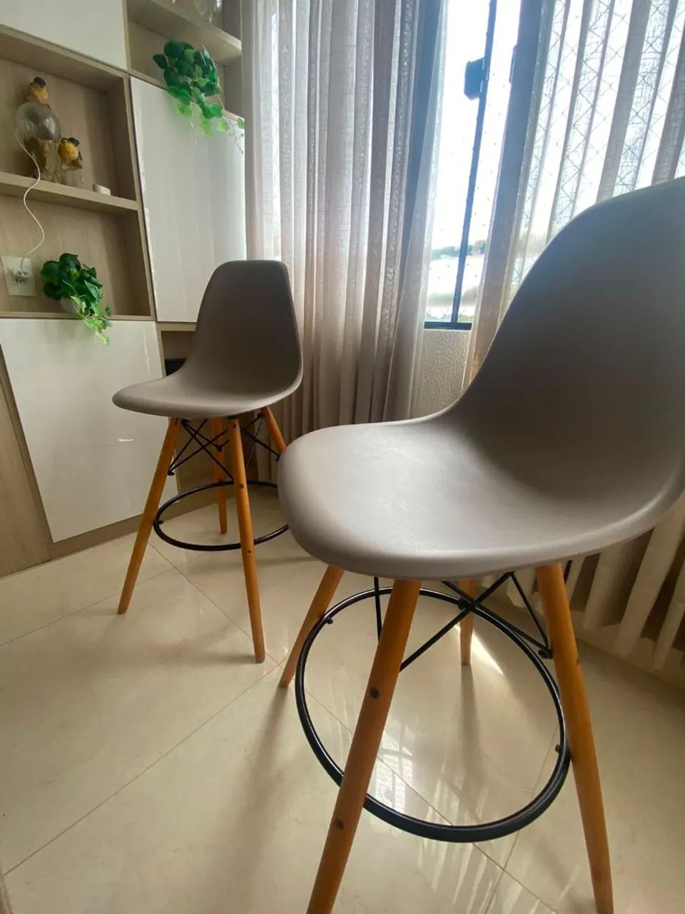 Duas Banquetas 83 cm de altura  - Foto 2