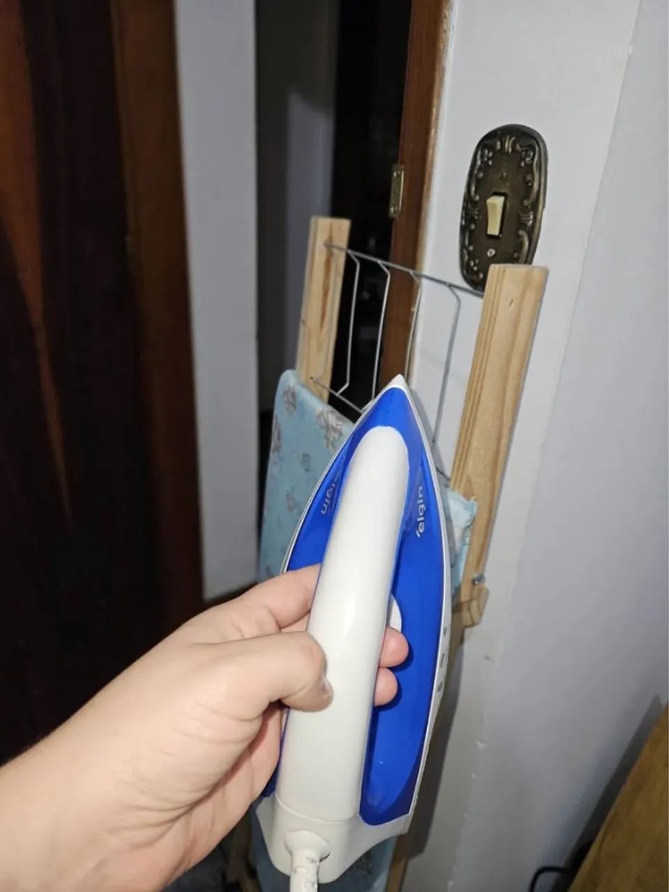Tábua de passar roupa + ferro de passar - Foto 3