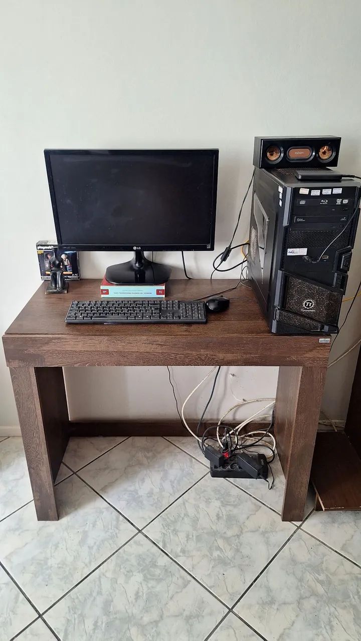 Mesa com gaveta para computador  - Foto 2