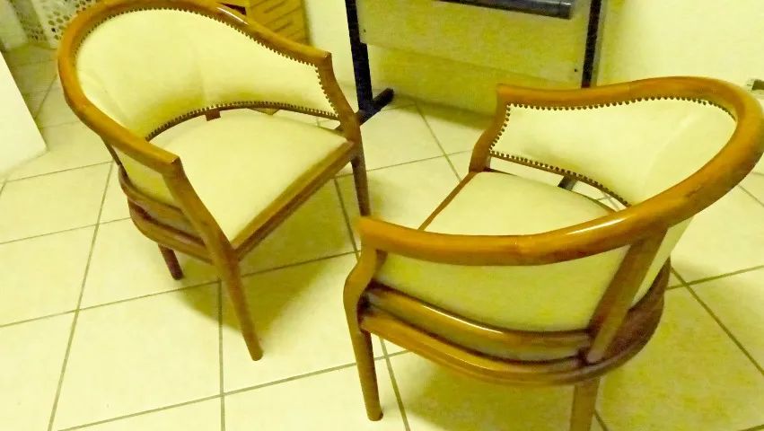 Par de Poltronas Estilo Inglês - Foto 3