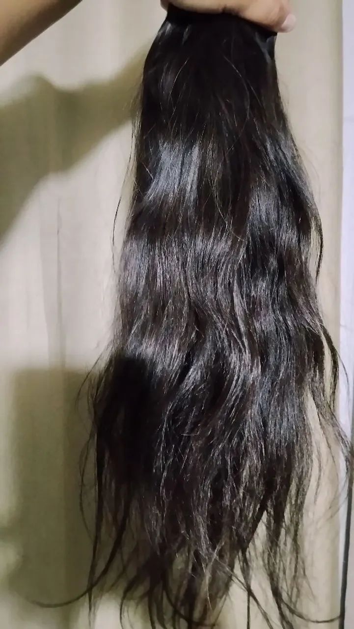 Mega hair em telas com cabelo humano