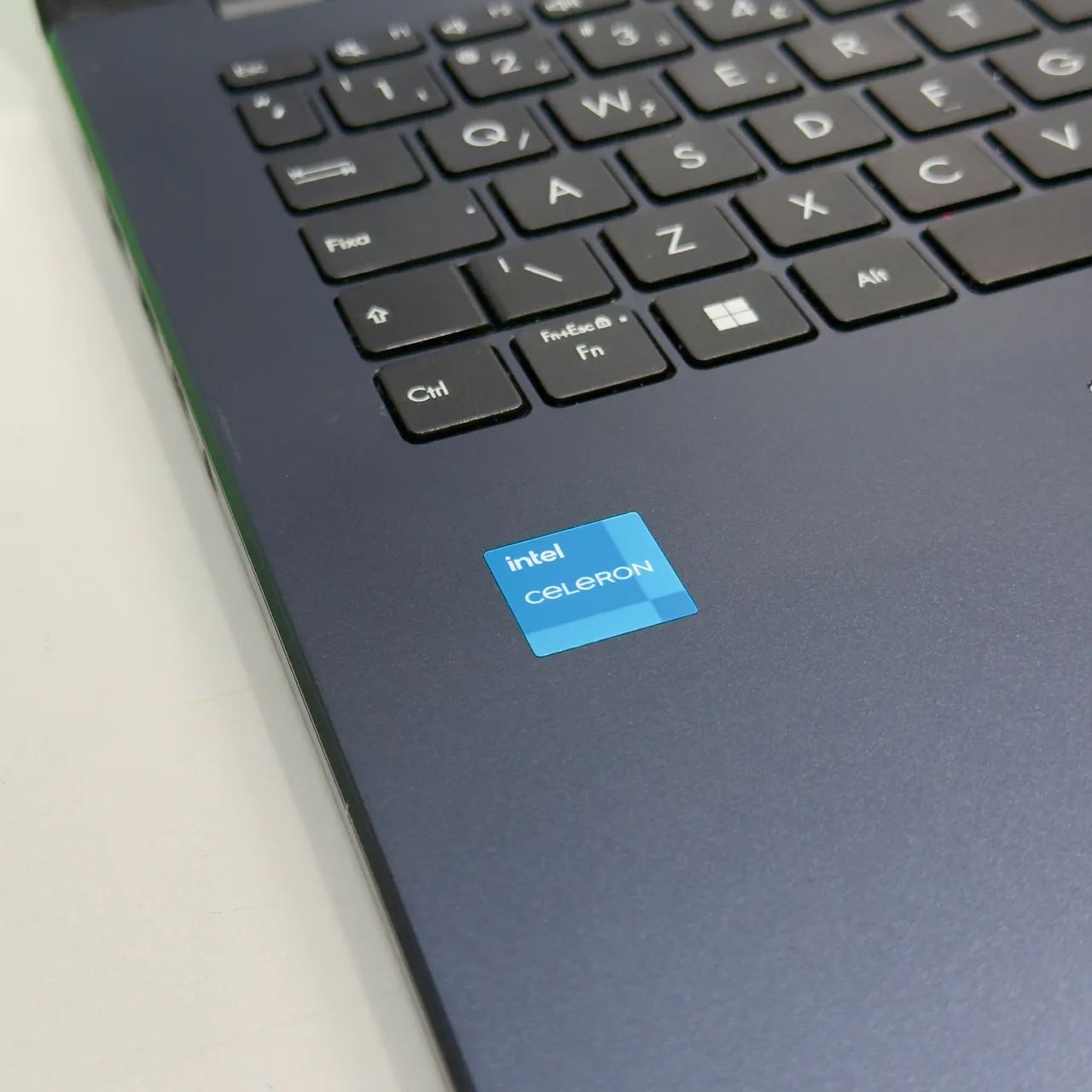 Notebook ASUS para trabalho e estudo: Intel Celeron | 120gb SSD | 4gb RAM | Tela de 15,6? - Foto 4