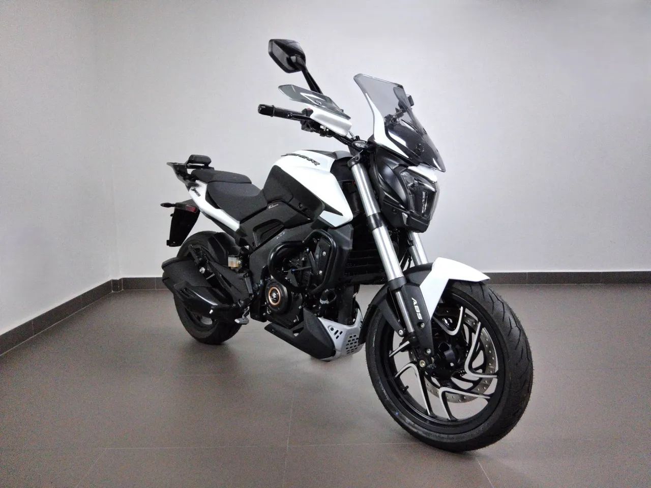 BAJAJ DOMINAR 400 - Foto 5