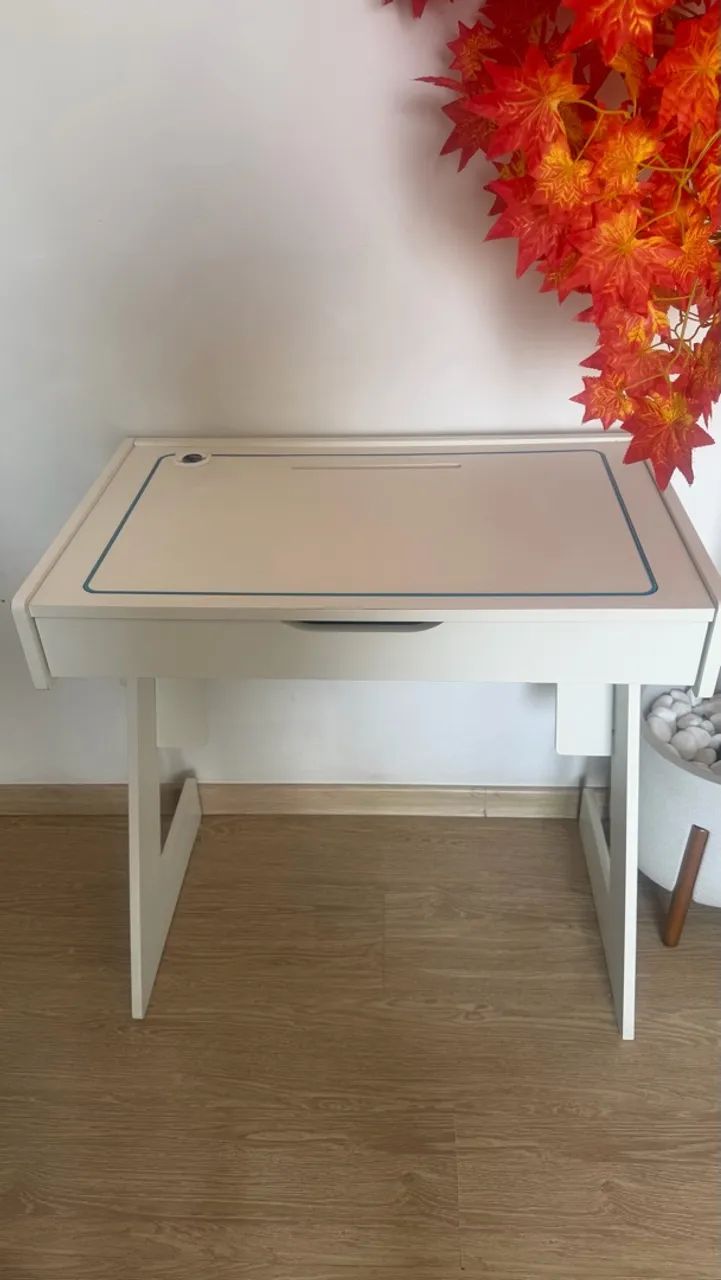 Mesa gamer com led 