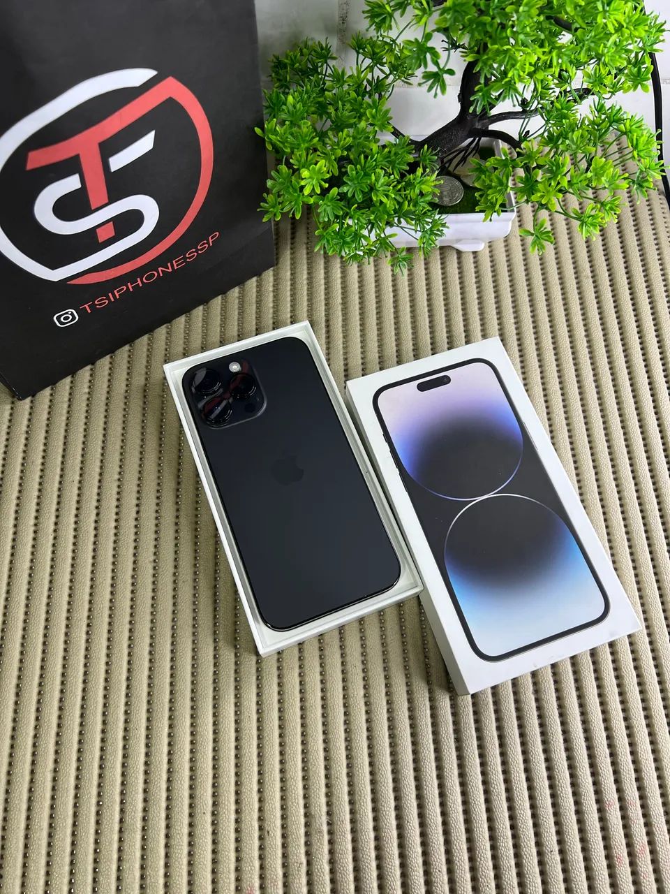 iPhone 14 pro max 128Gb Bateria 100% - Celulares e Smartphones