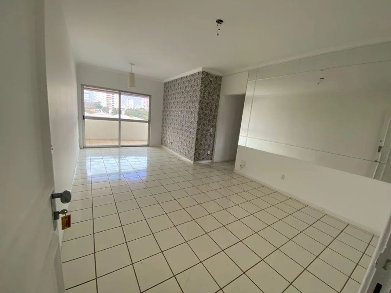 APARTAMENTO 85M² COM SUÍTE E SACADA AMPLA  EDIFÍCIO PORTO REAL - Foto 3