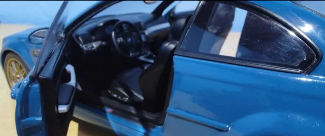 miniatura BMW E46 M3 AUTOart... 1/18...ZAP * - Foto 4