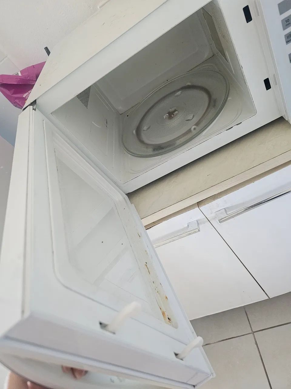 Microondas Panasonic 50R$ - Foto 3