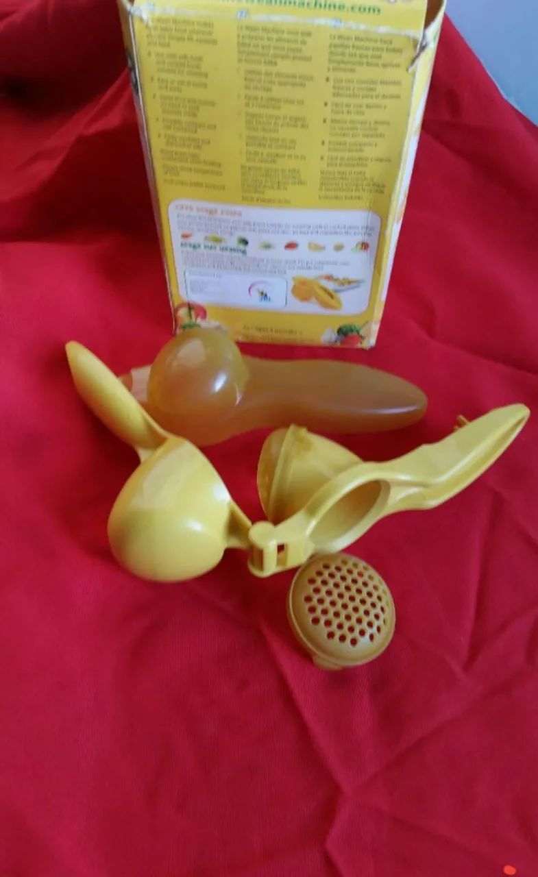 Extrator de papinha/frutas 