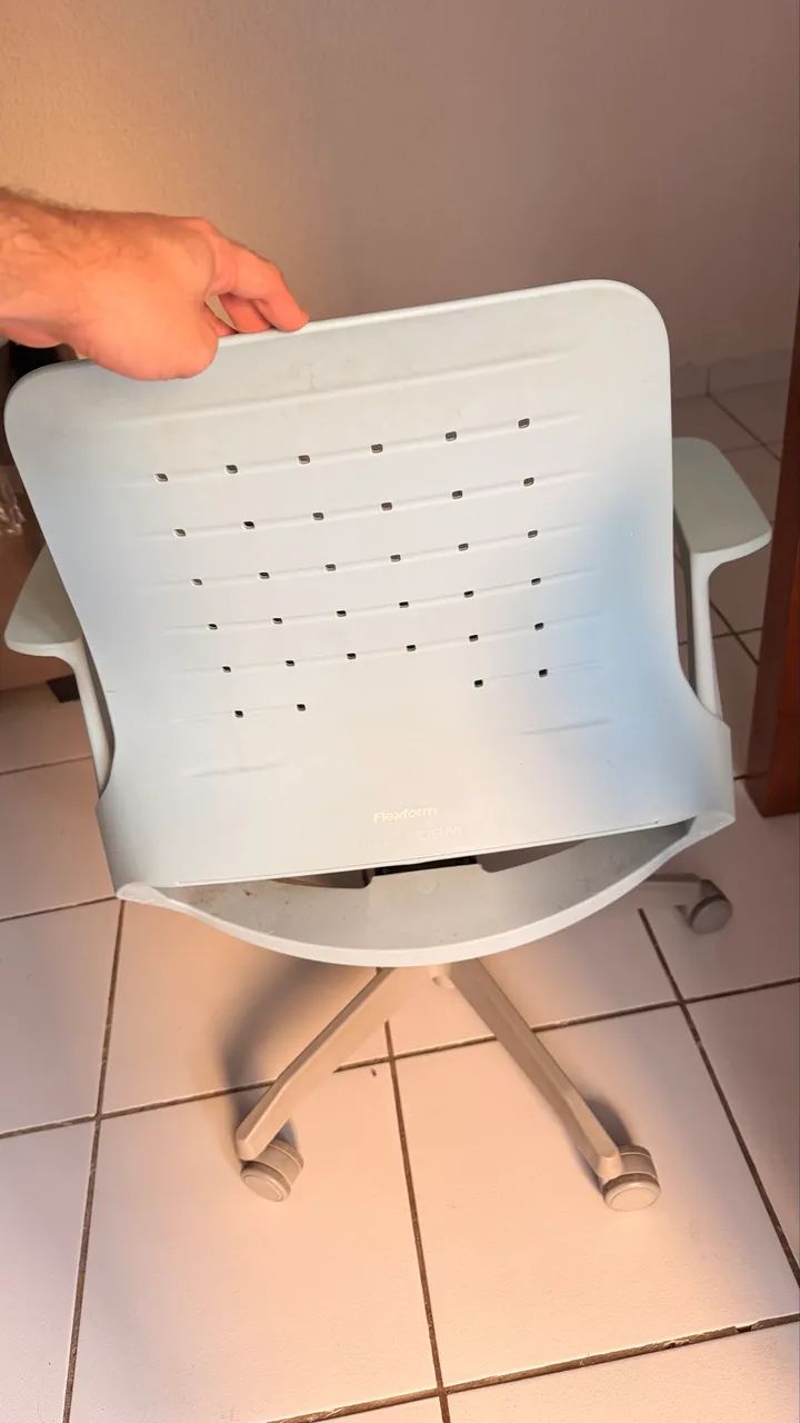 Vendo cadeira flexform ergonômica  - Foto 2