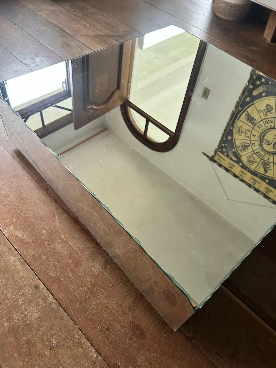 Mesa de Centro Espelhada 