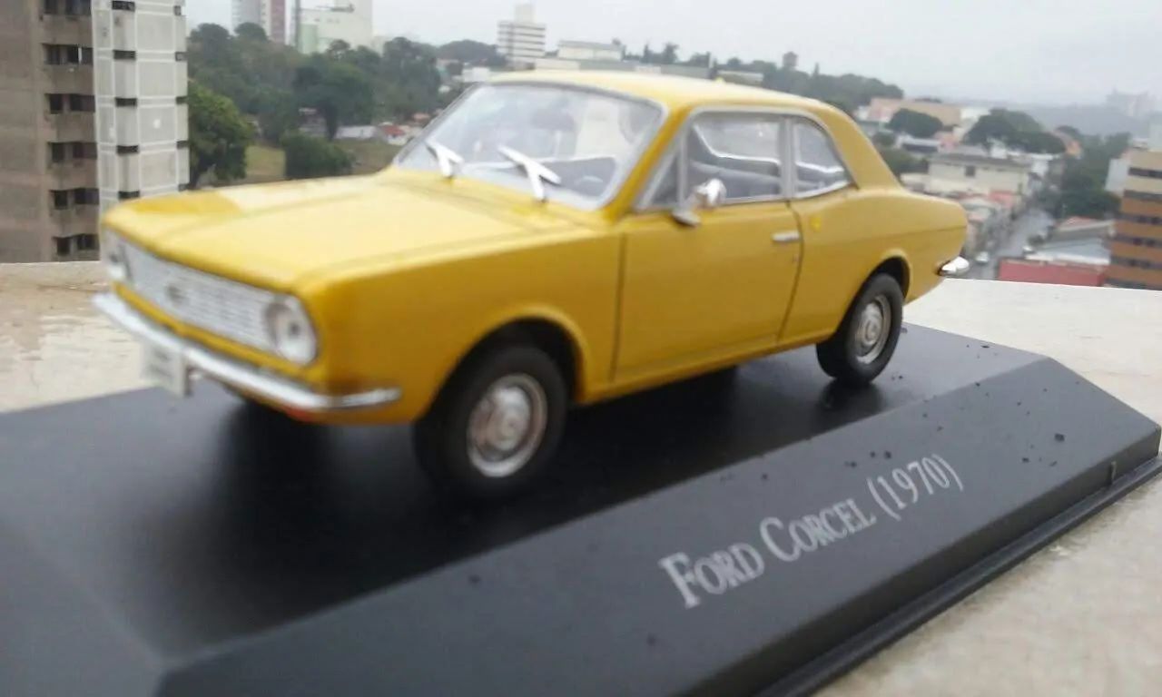 Miniatura Ford Corcel I Inesquecíveis 