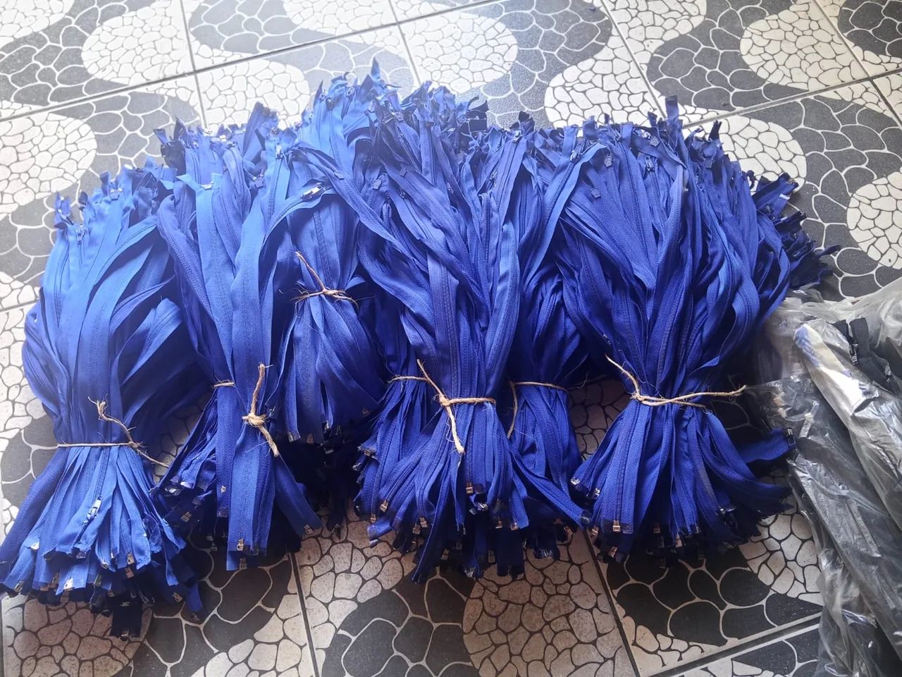 Ziper nylon comum 45, 50 e 65cm várias cores! - Foto 2