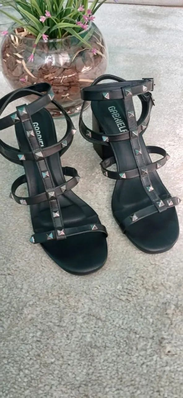 Sapatos femininos 