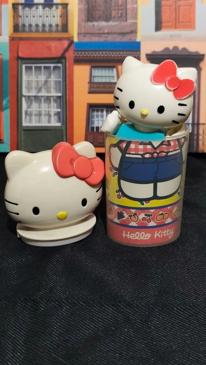 Kit Hello Kitty Colecionável | Boneco de Montar + Porta Treco - Foto 3