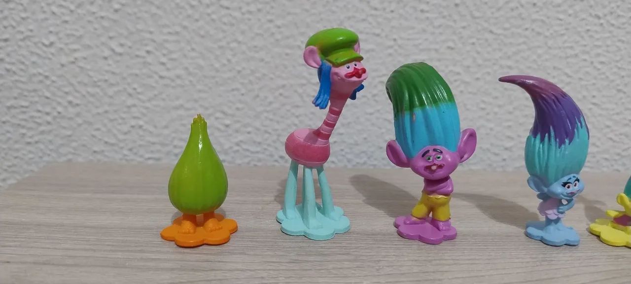 Lote 6 miniaturas Trolls DWA - Foto 3